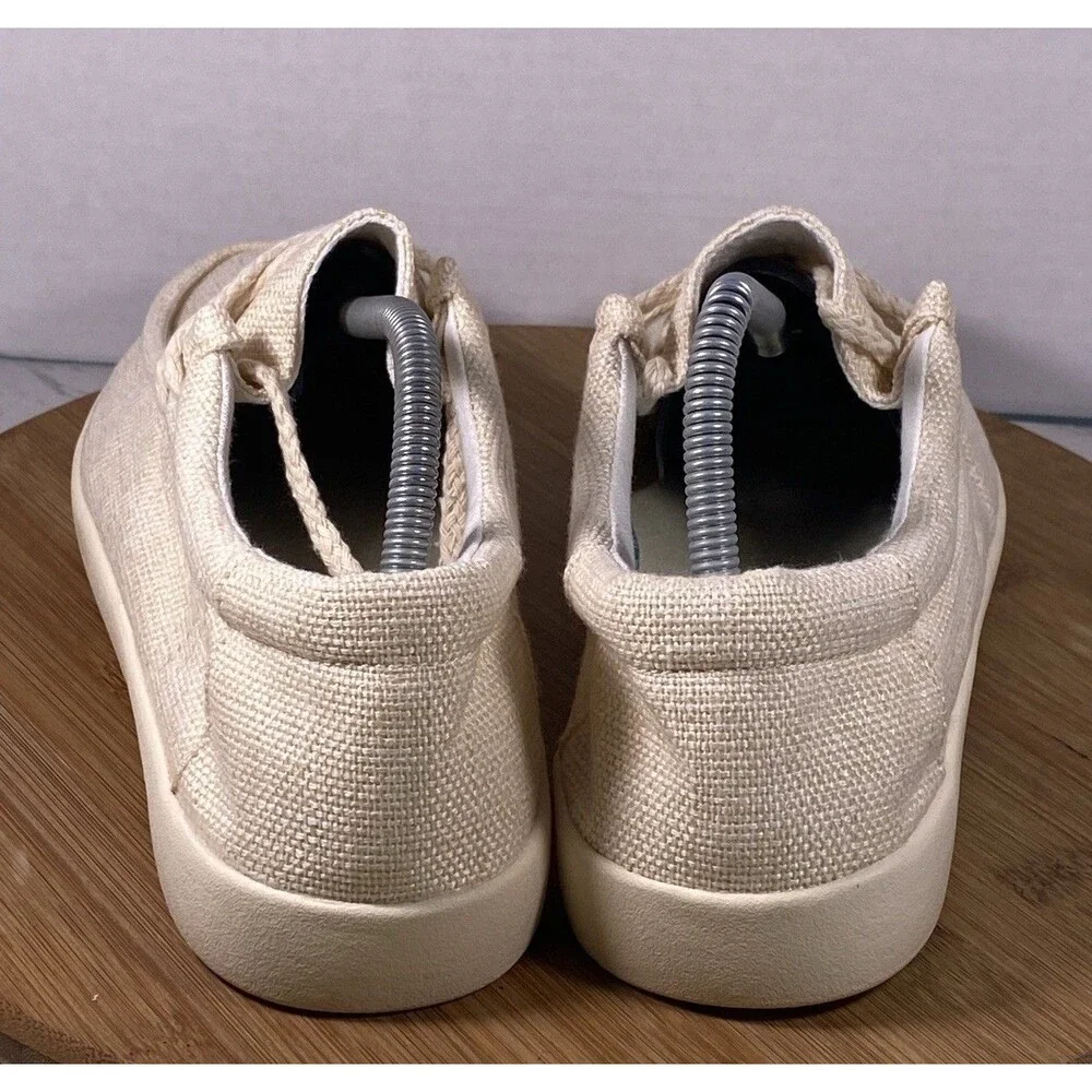 Classics Mens Boat Canvas Cream Shoes Size 10 NEW
